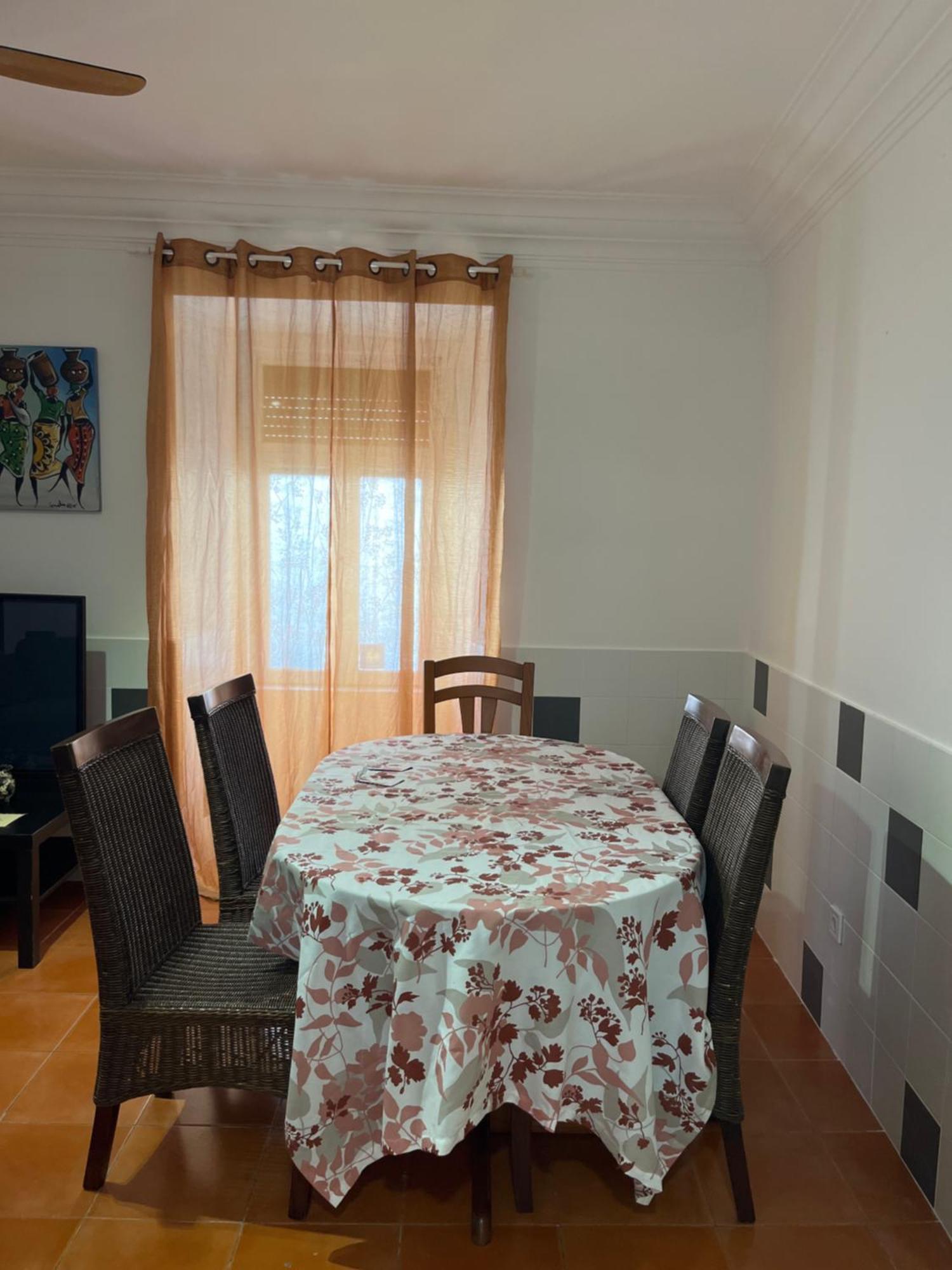 T2 2 Bedroom Flat In Arroios Lisbon Bagian luar foto